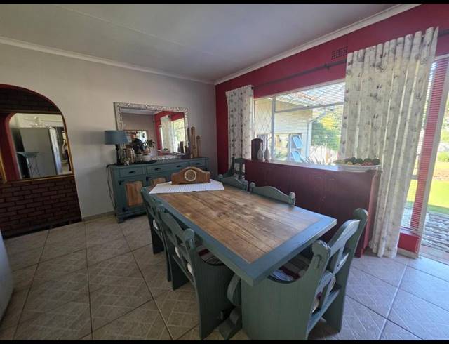 4 BEDROOM HOUSE FOR SALE IN BRACKENHURST